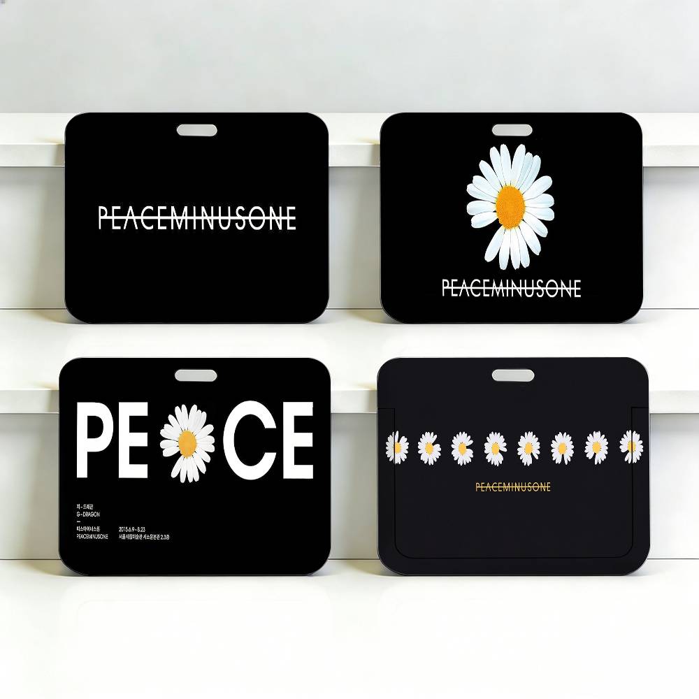Peat Pellet Tray - G-Dragon P-Peaceminusone حامل بطاقة بلاستيكي عصري